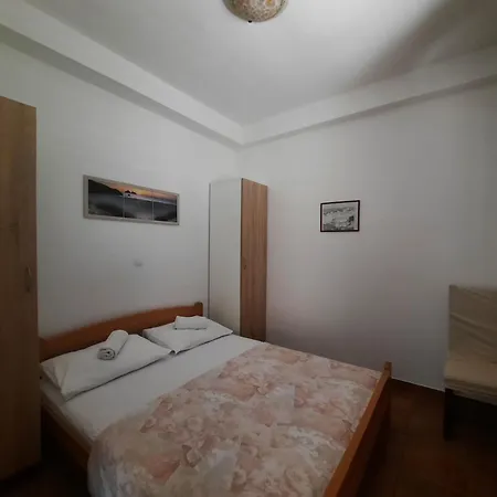 Morska Apartment Vir